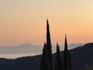 Zonsondergang boven de kust van Marbella