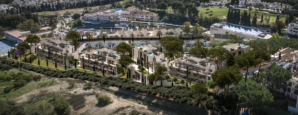 Penthouse avec piscine privée sur le toit-terrasse à Aloha Forest