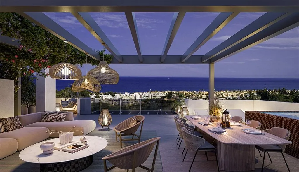 Alura Living Casares Costa, Casares 2 Zwembaden en tuinen van Alura Living in Doña Julia Golf