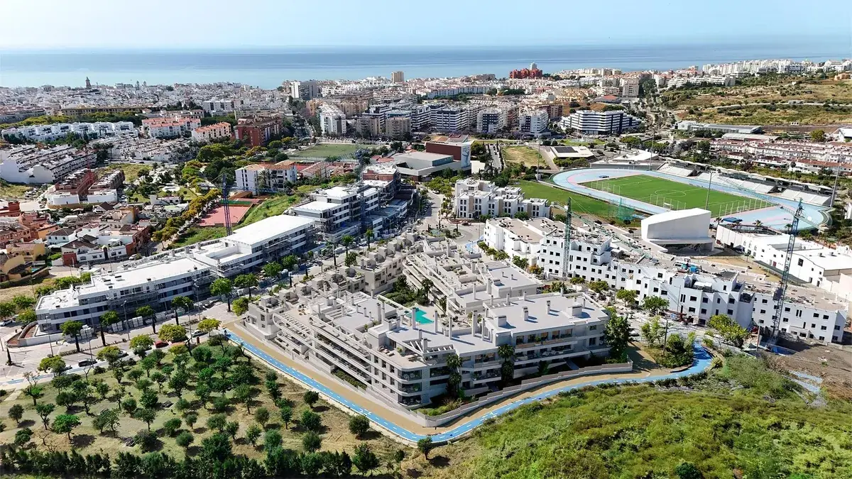 Piscine à eau salée et jardins d'Anna de Estepona