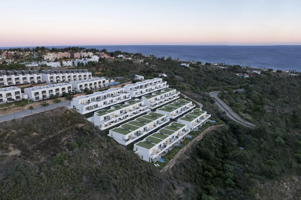 Adosados de Blue View Heights con vistas al mar en Manilva