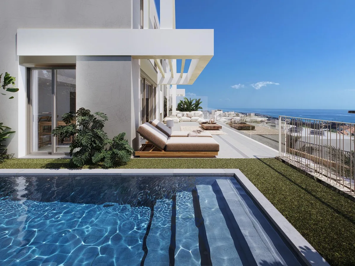 Jardin privatif et terrasse d'une villa à Calanova Homes