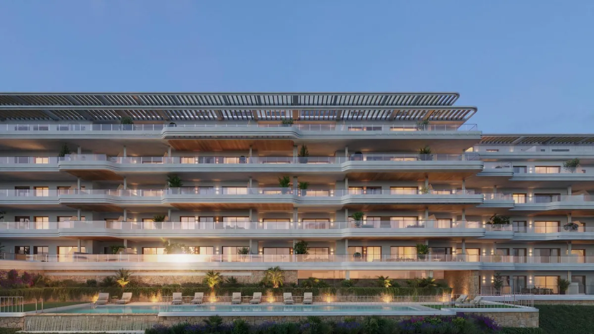 Edificio Kosmos junto al pinar en Torremolinos