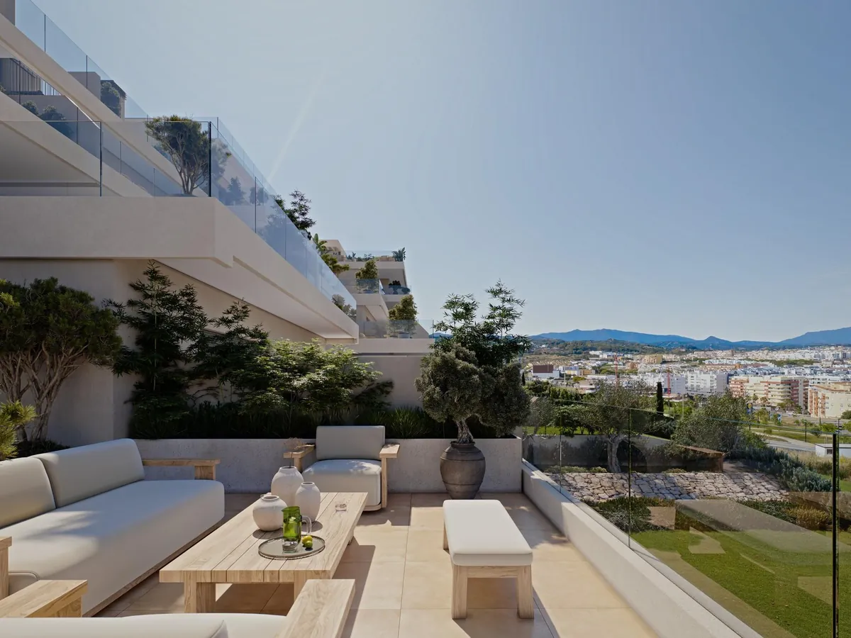Piscine à l'eau salée de la résidence Las Mesas Sea Suites
