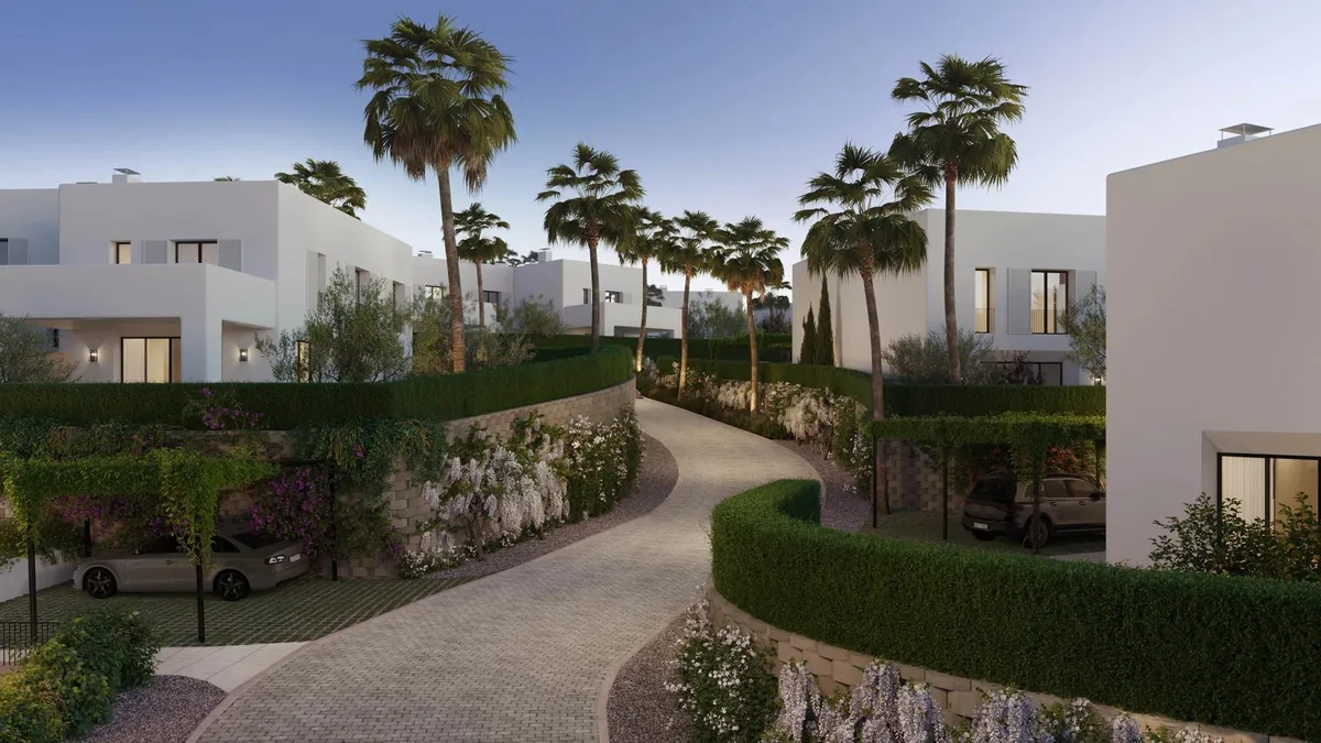 Garden house pareada con jardín en Las Villas, Sotogrande Alto