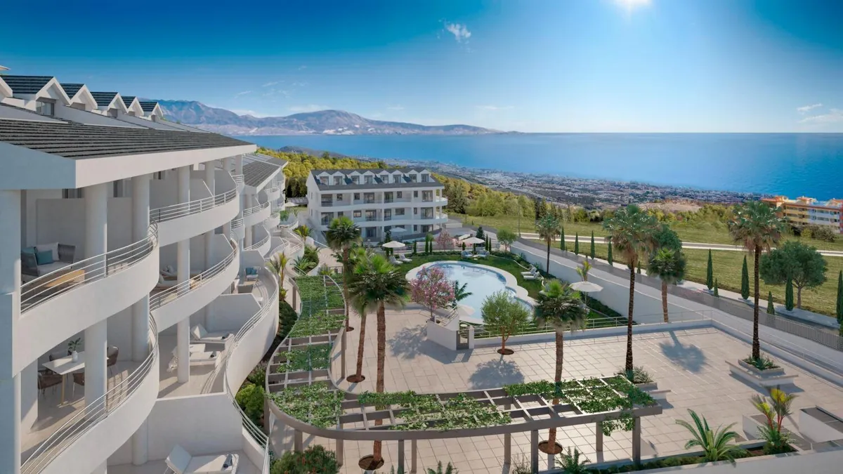 Fachada de Nexus Residences en Santangelo Sur, Benalmádena