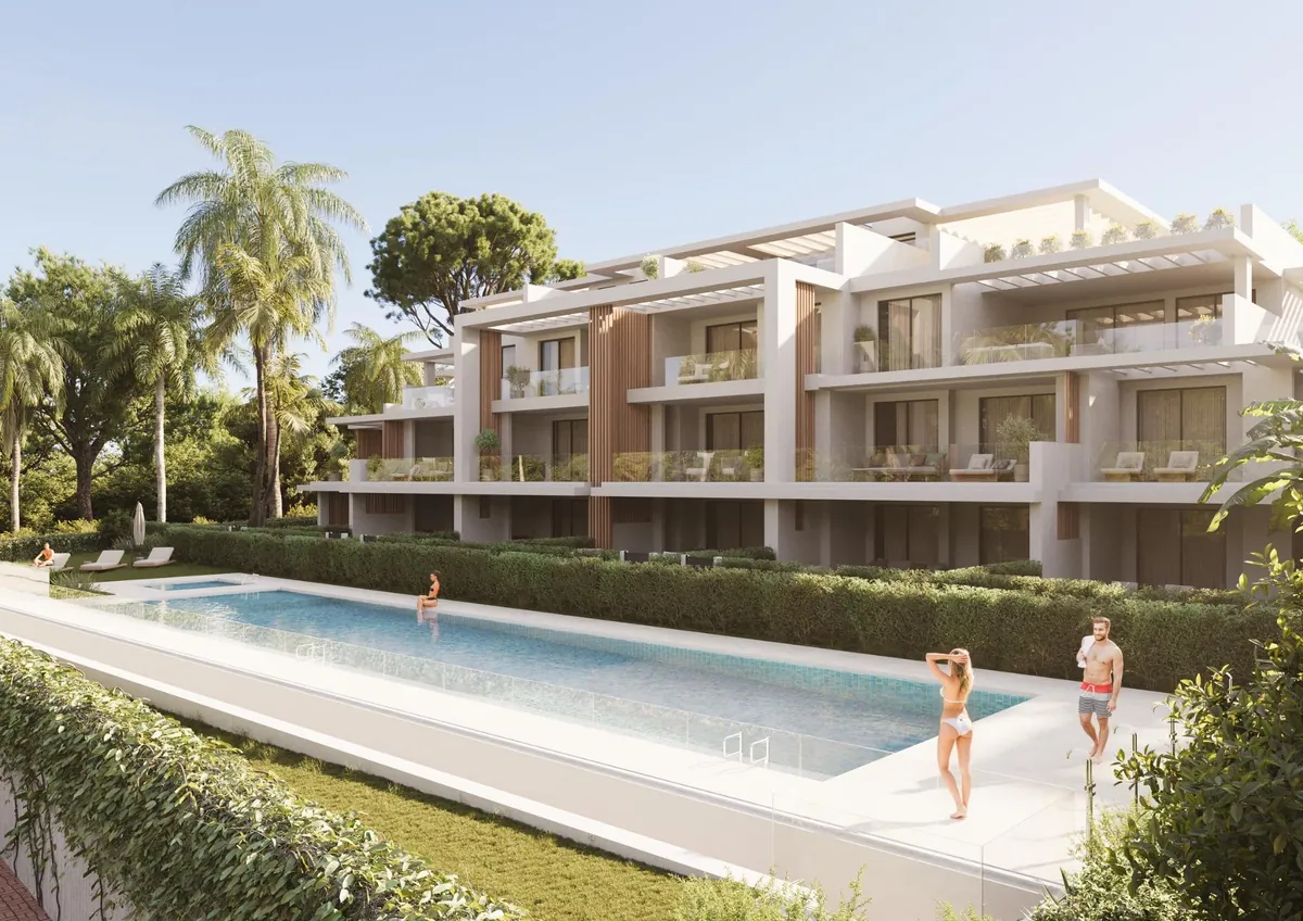 Grande piscine commune de Royal Park Residence