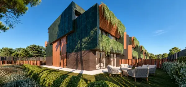 Orum, Estepona: woningen met groene gevel en houten lamellen aan de tuin (3D-weergave)