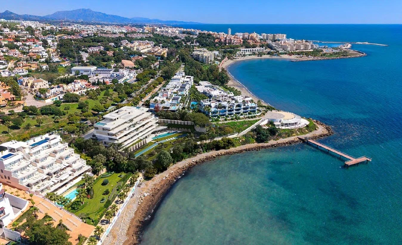 Appartement te koop in Playa De Guadalobon, foto 2 van 6